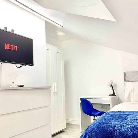 Отель Kunda House Sparkbrook Бирмингем Экстерьер фото